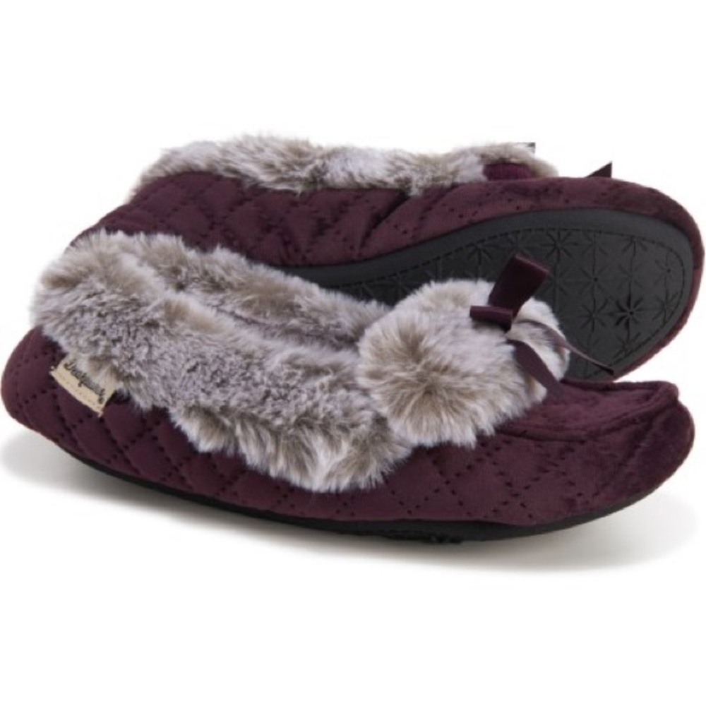 Dearfoams Quilted Velour Slippers